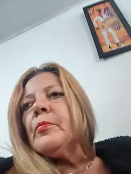 karlaanqui1 online show from March 8, 2026, 3:48 pm