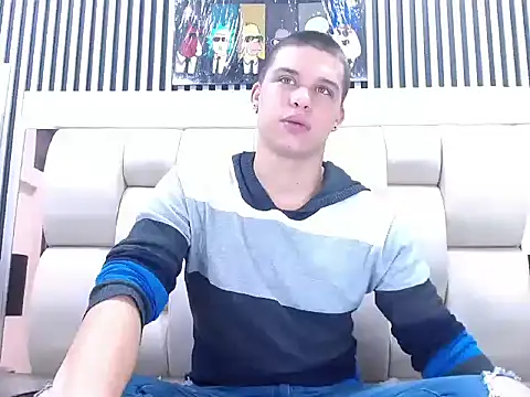 Snapshot of Liam_York_ chatting on November 16, 2025, 2:00 pm Liam York online show from November 16, 2025, 2:00 pm