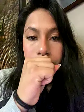 Katherinm online show from November 29, 2025, 7:47 pm