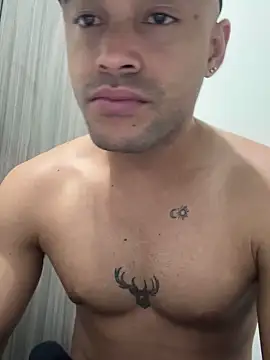 Snapshot of Naim__ chatting on November 24, 2025, 4:34 am Naim online show from November 24, 2025, 4:34 am