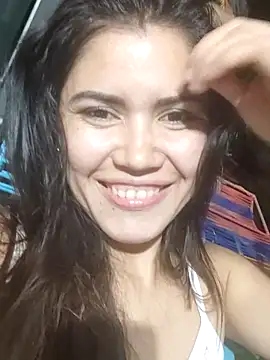 2siluetas seductoras online show from November 18, 2025, 2:49 am