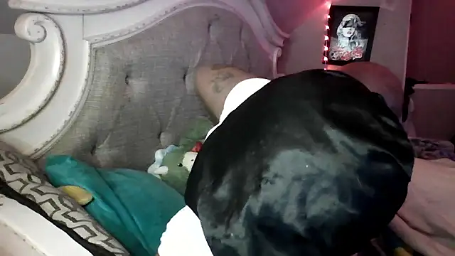 Snapshot of Dusaa_ chatting on January 16, 2026, 12:25 am Dusaa online show from January 16, 2026, 12:25 am