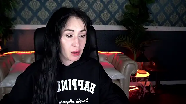 CarolinaaFoxyyy online show from April 14, 2026, 7:41 pm