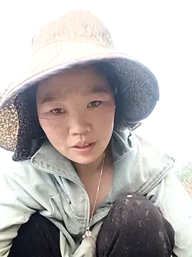 blonde blg online show from March 31, 2026, 2:24 am