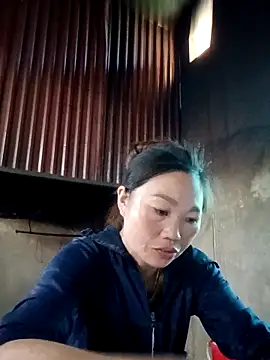 Snapshot of blonde_blg chatting on November 26, 2025, 5:07 am blonde blg online show from November 26, 2025, 5:07 am