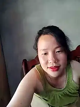 yelow-bee online show from November 14, 2025, 4:16 am