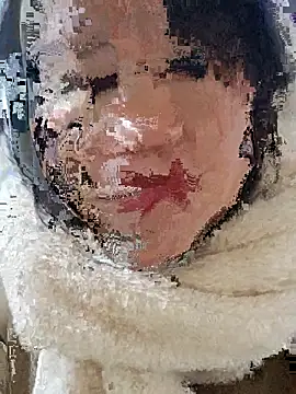 yelow-bee online show from November 28, 2025, 12:11 am