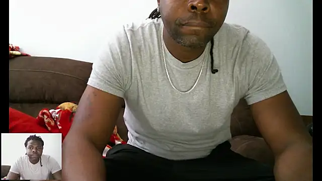 Snapshot of Mr_Sirthedom chatting on May 14, 2026, 8:17 pm Mr Sirthedom online show from May 14, 2026, 8:17 pm