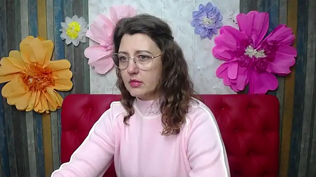 RoseHille online show from December 1, 2025, 3:13 pm