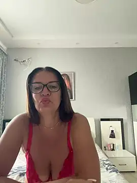 Snapshot of Milana8263 chatting on July 9, 2026, 6:14 am Milana8263 online show from July 9, 2026, 6:14 am