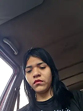 Skinny Wet online show from November 29, 2025, 11:43 am