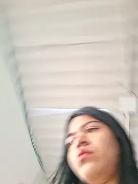 Skinny Wet online show from November 27, 2025, 12:05 pm