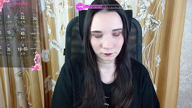 KateForYou online show from November 12, 2025, 11:47 am