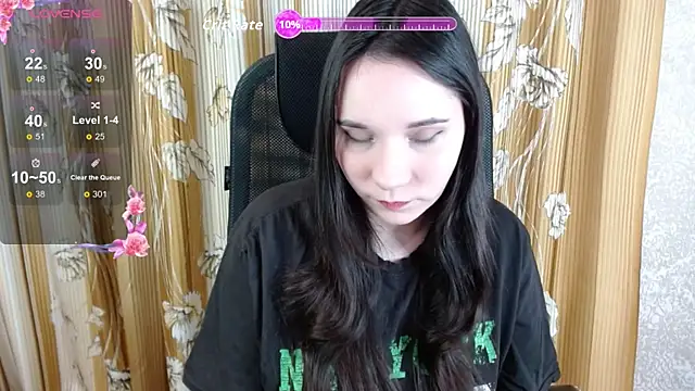 KateForYou online show from December 3, 2025, 2:16 pm