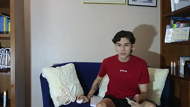 Derekswan online show from December 14, 2025, 1:12 am