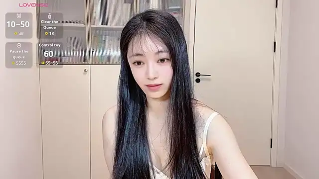 Xixi--chloe online show from November 21, 2025, 11:20 am