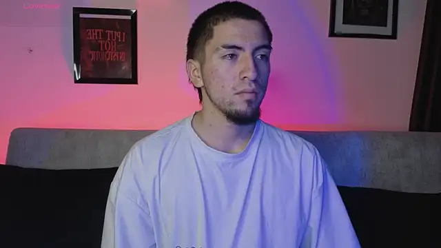 AresMassimoX online show from January 8, 2026, 3:18 pm