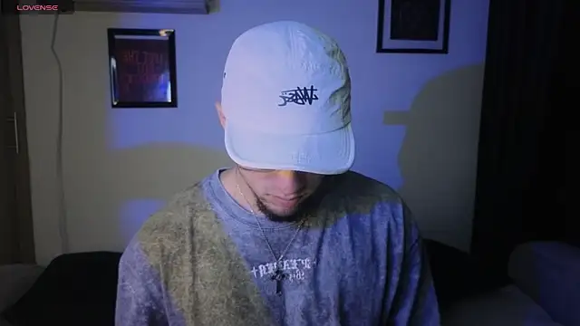 AresMassimoX online show from April 22, 2026, 12:45 pm