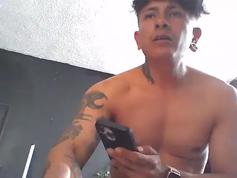 Snapshot of elqueteda_lechita chatting on December 5, 2025, 6:50 pm elqueteda lechita online show from December 5, 2025, 6:50 pm