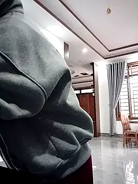   Anna    online show from December 15, 2025, 1:11 am