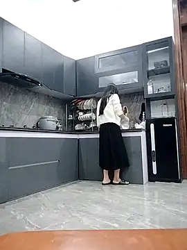   Anna    online show from January 13, 2026, 3:49 pm