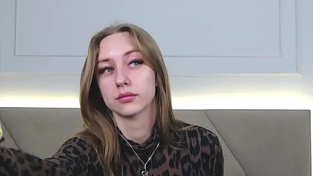 RachaelCute online show from December 20, 2025, 4:15 am