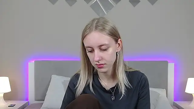 RachaelCute online show from March 28, 2026, 11:11 am