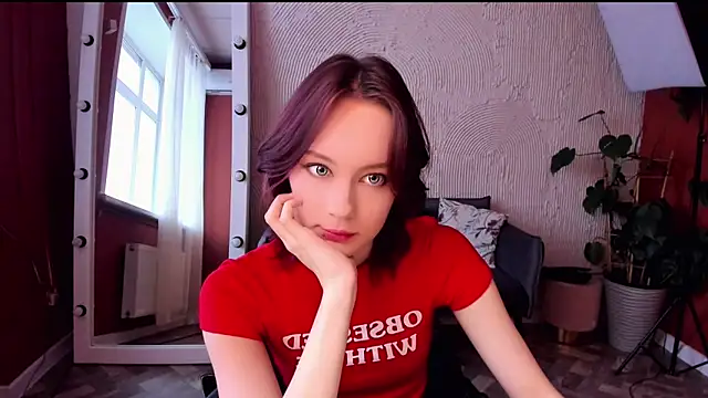 Annie Way online show from November 19, 2025, 11:21 am