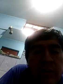 Snapshot of Kikke2025 chatting on March 2, 2026, 8:27 pm Kikke2025 online show from March 2, 2026, 8:27 pm