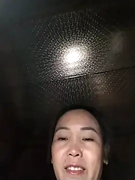 Feeling-hot online show from November 15, 2025, 3:10 am