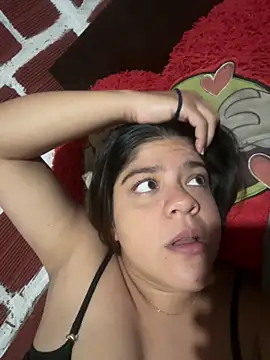 diamore3377 online show from March 19, 2026, 3:28 am