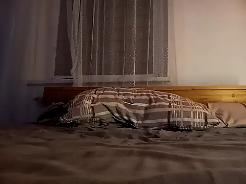 bigdickwantpussy online show from November 17, 2025, 2:26 am