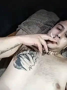 Latrelzin17 online show from December 4, 2025, 9:52 am