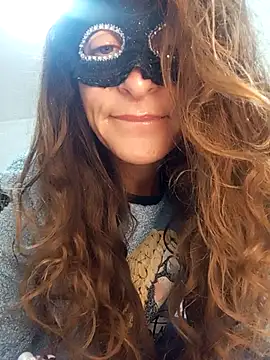 Giorgia13 online show from November 22, 2025, 5:23 pm