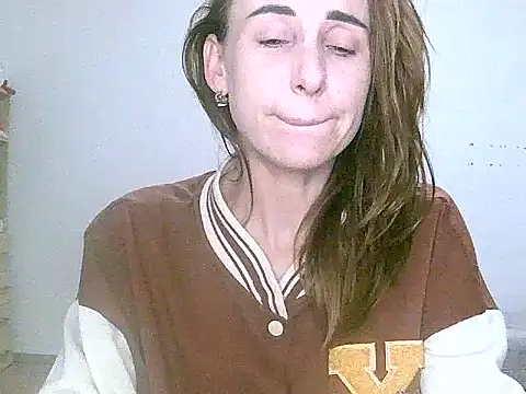 GlarysLoveres online show from November 16, 2025, 3:44 am