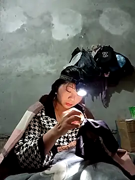 vangkt-cute online show from January 8, 2026, 11:38 am