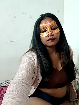 BloWJoB QueeN online show from November 10, 2025, 12:32 pm