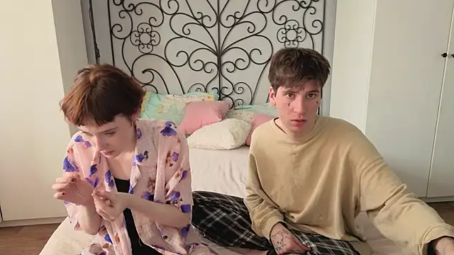 Danny loves Mary online show from April 7, 2026, 6:26 am