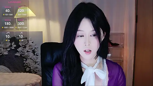 Snapshot of Honey-wanning chatting on November 22, 2025, 7:18 am Honey-wanning online show from November 22, 2025, 7:18 am