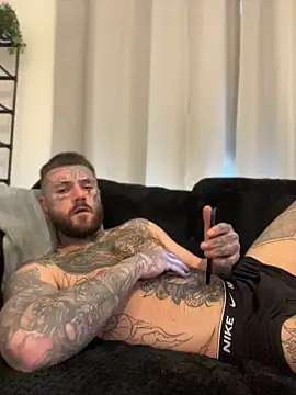 magicmichaell online show from April 9, 2026, 1:39 pm