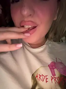 Marisaaasss online show from January 12, 2026, 1:18 pm