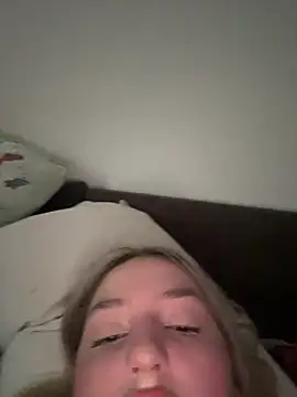 Marisaaasss online show from July 21, 2026, 7:20 am