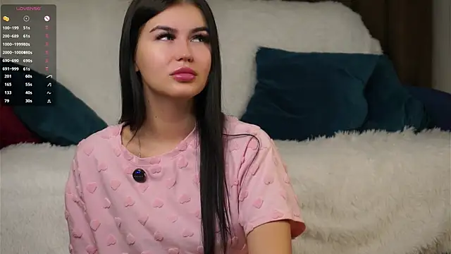 CoreenYorton online show from November 30, 2025, 1:06 am