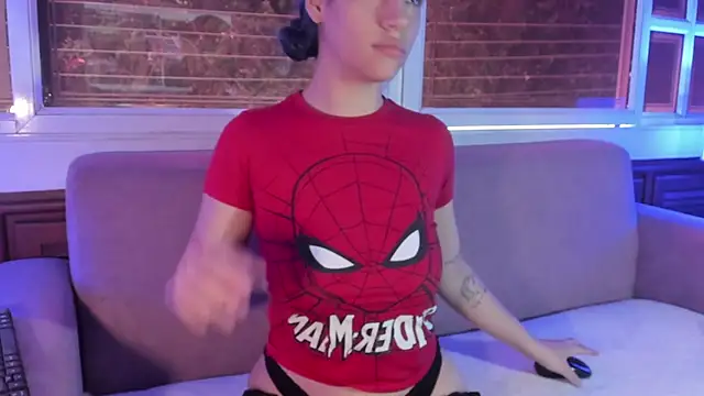 ReiAyanamy online show from February 7, 2026, 7:44 pm