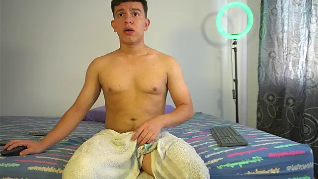 Max ethan5 online show from November 26, 2025, 3:12 pm