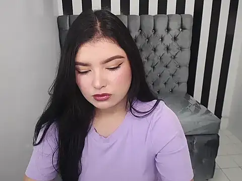 sarah rouse t  online show from November 12, 2025, 12:53 pm