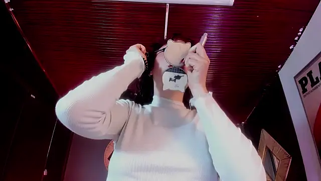 Velvet Dreamss online show from February 11, 2026, 11:32 am