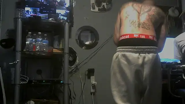 sexxxilexxxi44 online show from April 28, 2026, 11:47 am