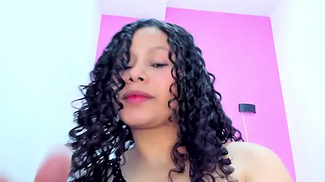 Veronica sexy69 online show from November 24, 2025, 7:14 pm