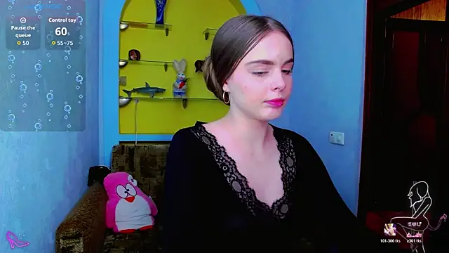 AlicaLOVEalisa777 online show from April 22, 2026, 5:53 pm